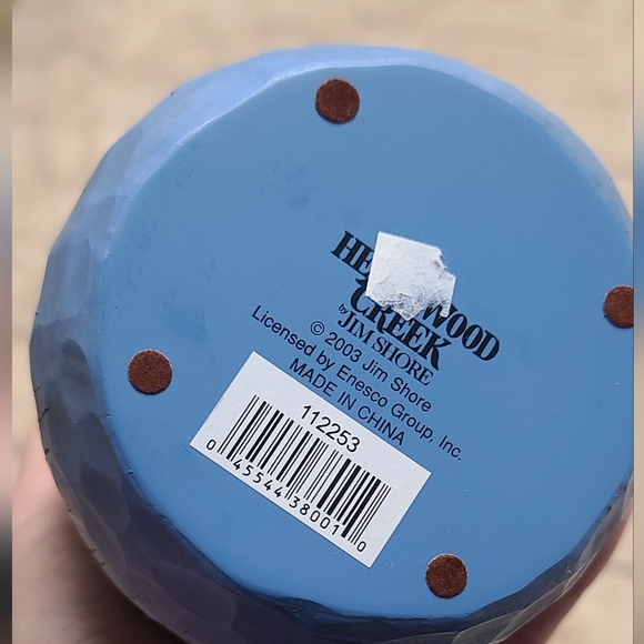 Jim Shore Heartwood Creek Snowman Figurine with Lantern, Winter's Light Figurine - Picture 3 of 15